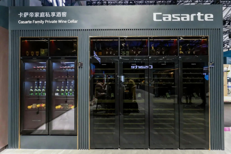 卡薩帝 以“冷柜+酒柜+冰吧”三位一體，重塑家庭智慧保鮮與數(shù)據(jù)化存儲(chǔ)新體驗(yàn)